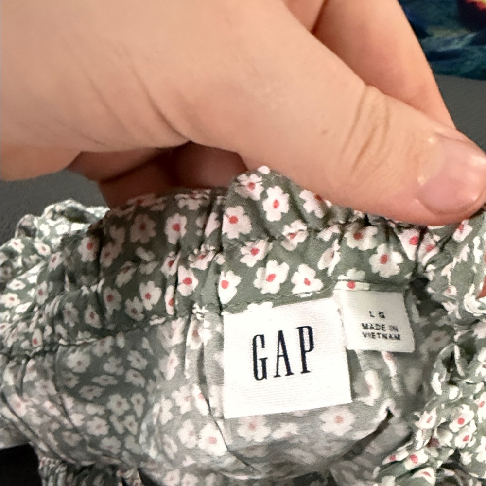 GAP Cream and green Sleeveless Tank Top - Picture 3 of 3